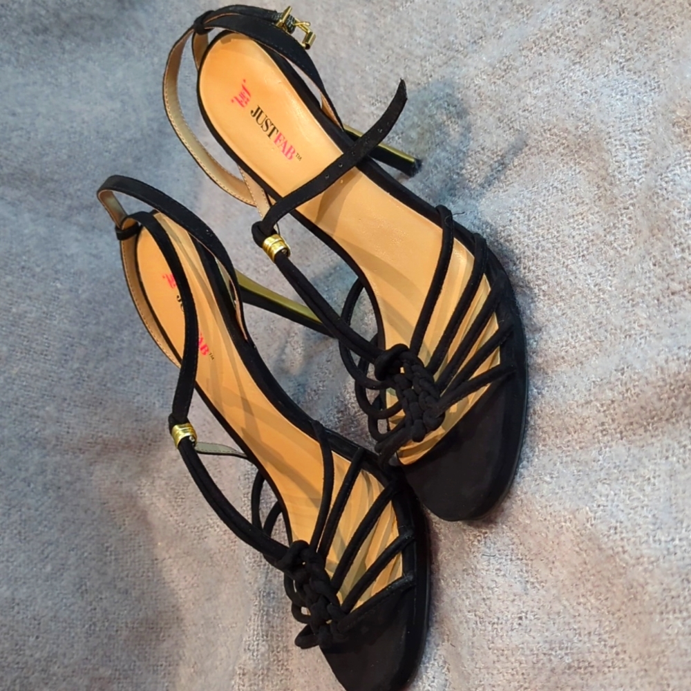 4 1/2" black heels